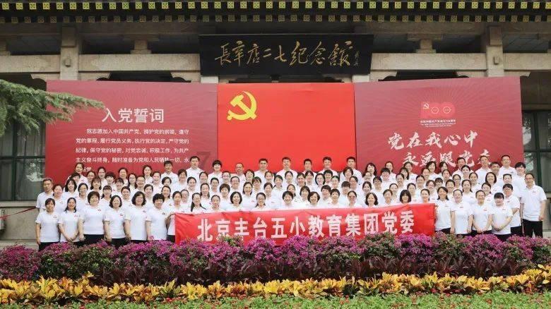 28岁派出所警察举枪自尽8天后，又一名30岁警察举枪自尽！